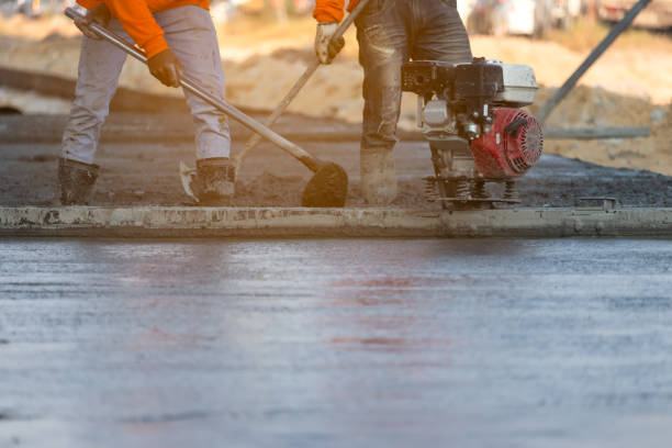 Best Custom Concrete Contractor  in Zephyrhills South, FL